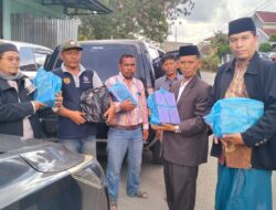 MPU Aceh Tengah Salurkan Bantuan Wakaf Al- Quran kepada Warga Terdampak Banjir di Linge