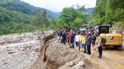 Terjebak Longsor di Gayo Lues, Sekda Aceh dan Rombongan Batal Antar Bantuan ke Aceh Tenggara
