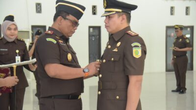 Kajati Aceh Lantik Rozano Yudistira sebagai Kajari Aceh Selatan