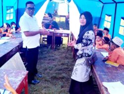 Kunjungan Kadis Pendidikan Bangkitkan Semangat Belajar di SDN 10 Blangkejeren Pascabencana