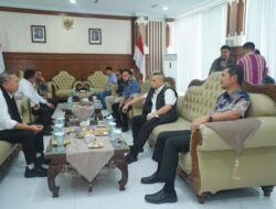 Sekda Aceh Sambut Kedatangan Tiga Menteri di Bandara SIM