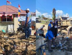 Peduli Dampak Banjir, ASN Pijay Gotong Royong di Kantor Keuchik Gampong Meunasah Jurong