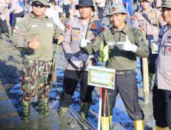 Wujudkan Program Green Policing, Polda Aceh Tanam 10.000 Mangrove di Alue Naga