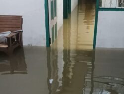 Banjir di Perumnas Lambheu, Air Masuk Rumah Warga