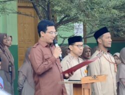 Jadi Pembina Upacara di SDIT Islah, Ketua DPRK Banda Aceh Pesankan Disiplin dan Berani Bermimpi Besar