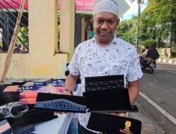 Awal Ramadan Warga Sabang Buru Peci Motif Rencong Aceh