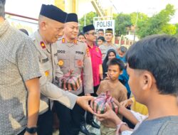 Polres Sabang Bagikan Takjil kepada Masyarakat, Wujud Kepedulian dan Kebersamaan