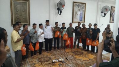 Menjelang Idul Fitri, Mantan Wali Kota dan Ketua DPRK Subulussalam Bantu Insan Pers dan LSM