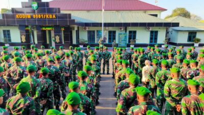 Pastikan Kesiapan Operasional, Dandim 0101/KBA Pimpin Apel Pengecekan Personel Pasca Cuti Lebaran