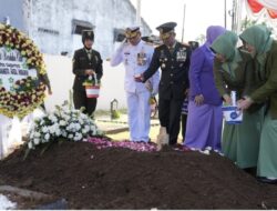 Pangdam IM Hadiri Pemakaman Militer Kopda Anumerta Farizal Romadhon di Kulon Progo