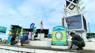 Kodim 0101/Kota Banda Aceh Gelar Aksi Karya Bakti TNI Bersihkan Bundaran Lambaro