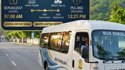Pemkab Aceh Besar Sediakan Layanan Bus Sekolah Gratis untuk Pelajar Rute Jantho – Seulimeum (PP)