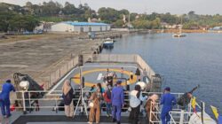 Ratusan Warga Sabang Antusias Kunjungi Kapal Polisi Wisanggeni 8005