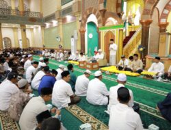 Dihadiri Ratusan Jamaah, Pemkab Aceh Barat Gelar Pengajian dan Zikir Akbar