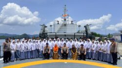 Siswa SMAN 1 Sabang Kunjungi Kapal Polisi Wisanggeni