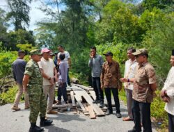 Wabup Aceh Selatan Bersama Dandim Tinjau Lokasi Rencana Pembangunan Jembatan Bailey