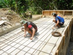 Satgas TMMD Reguler Ke-128 Kodim 0117/Aceh Tamiang Bangun Jembatan Plat Beton di Desa Suka Makmur