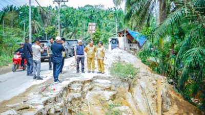 Wagub Aceh Tinjau Infrastruktur Jalan dan Perusahaan Air Minum di Aceh Tamiang
