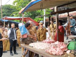 Jelang Idul Adha 1447 H, Bupati Aceh Barat Sidak Sejumlah Pasar Tradisional