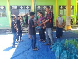 MTsN 2 Aceh Barat Salurkan 100 paket Daging Qurban kepada Siswa Kurang Mampu