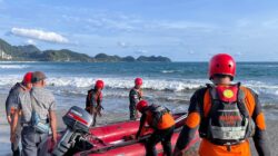 Pantai Pulau Kapok Lhoknga Ambil Korban, Remaja Dayah Caleu Sigli Hilang Terseret Arus