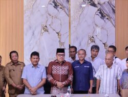 Respons Keluhan Petani Sawit, Bupati TRK Panggil Seluruh PMKS dan Minta Harga TBS Dinaikkan