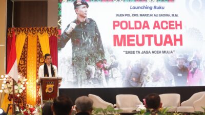 Hadiri Peluncuran Buku ‘Polda Aceh Meutuah’, Sekda Aceh Sampaikan Apresiasi