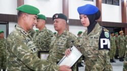 Pangdam Iskandar Muda Serahkan Penghargaan kepada Prajurit Kodam IM Berprestasi