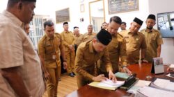 Pemkab Aceh Barat Terima Sertifikat Tanah dari Yayasan Pendidikan Teuku Umar Johan Pahlawan