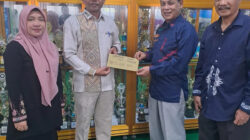 IKA SMA Negeri 1 Takengon Serahkan Donasi untuk Eksekusi Objek Lahan Sengketa
