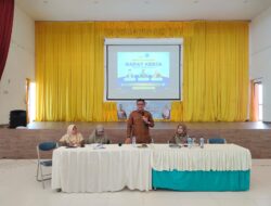 Buka Rapat Kerja SMKN 1 Al Mubarkeya, Kacabdindik Wilayah Kabupaten Aceh Besar Dorong Peningkatan Kualitas Pembelajaran