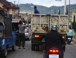 Petugas Kebersihan di Takengon Belum Dilengkapi APD, Suara Wisatawan Jadi Alarm Keselamatan