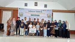 Kemenag Nagan Raya Santuni Anak Yatim dan Penyandang Disabilitas