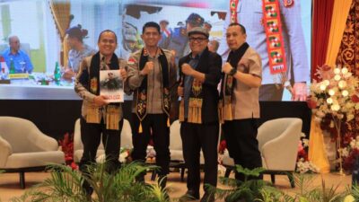 Kapolda Aceh Luncurkan Buku “Polda Aceh Meutuah: Sabe Ta Jaga Aceh Mulia”