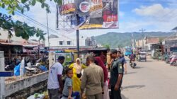 Satpol PP dan WH Aceh Besar Tertibkan PKL di Pasar Keutapang