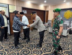 Wakapolda Aceh Sambut Kedatangan Mendagri Muhammad Tito Karnavian di Bandara SIM