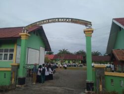 Hari Pertama Masuk Sekolah di MTsN 2 Aceh Barat, Siswa Baru Penuh Semangat