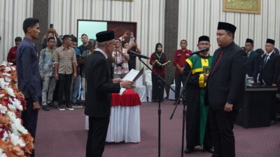 Resmi Dilantik, Hidayat Riadi Manik Perkuat DPRK Aceh Singkil, Bupati Safriadi Oyon Ajak Bangun Sinergi Demi Kemajuan Daerah
