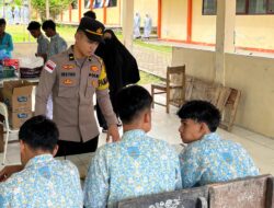 Polres Aceh Besar Laksanakan Patroli Dialogis Presisi Dan Sosialisasi Layanan Polisi 110 Di Sejumlah Sekolah