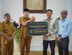 Pemkab Nagan Raya Terima Dividen Rp1,63 Miliar dan Dana Zakat Rp400 Juta dari Bank Aceh Syariah
