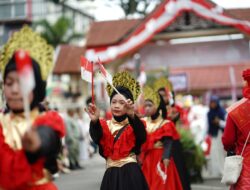 Di Tengah Duka Kebakaran, Semangat Kemerdekaan Tetap Menyala di Pawai Budaya HUT ke-81 RI
