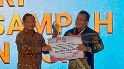 Wali Kota Sabang Terima Penghargaan Nasional Dalam Pengelolaan Sampah