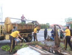 Sambut HUT ke-81 RI, Polres Subulussalam Gelar Bhakti Sosial Gotong Royong Bersama Masyarakat