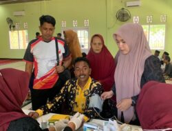 Peringati HUT ke-8, Bawaslu Pidie Jaya Tebar Kepedulian Lewat Aksi Sosial