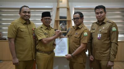 Taufik Jadi Plt Sekda Aceh, Wagub Dek Fadh: Jaga Integritas dan Bangun Komunikasi yang Baik