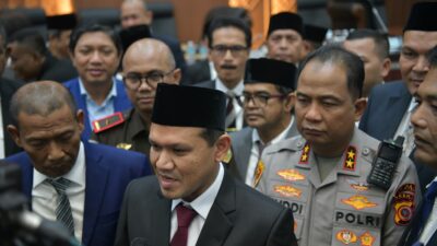 Hadiri Rapat Paripurna DPRA, Wagub Dek Fadh Sampaikan Tanggapan atas Pertanggungjawaban APBA 2025