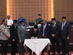 Semua Fraksi DPRA Setujui Pertanggungjawaban APBA 2025, Dek Fadh Janji Tindaklanjuti Rekomendasi BPK