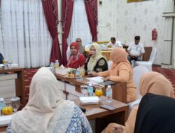 Pimpin Rapat Perdana Pengurus Perwosi Aceh, Mukarramah Fadhlullah Tekankan Pentingnya Kekompakan