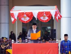 Pimpin Upacara Hardikda ke-67, Bupati TRK Tekankan Pendidikan sebagai Investasi Masa Depan