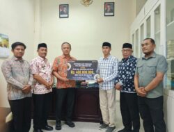 Baitul Mal Aceh Besar Terima Zakat Perusahaan PT Bank Aceh Syariah Rp 400 Juta